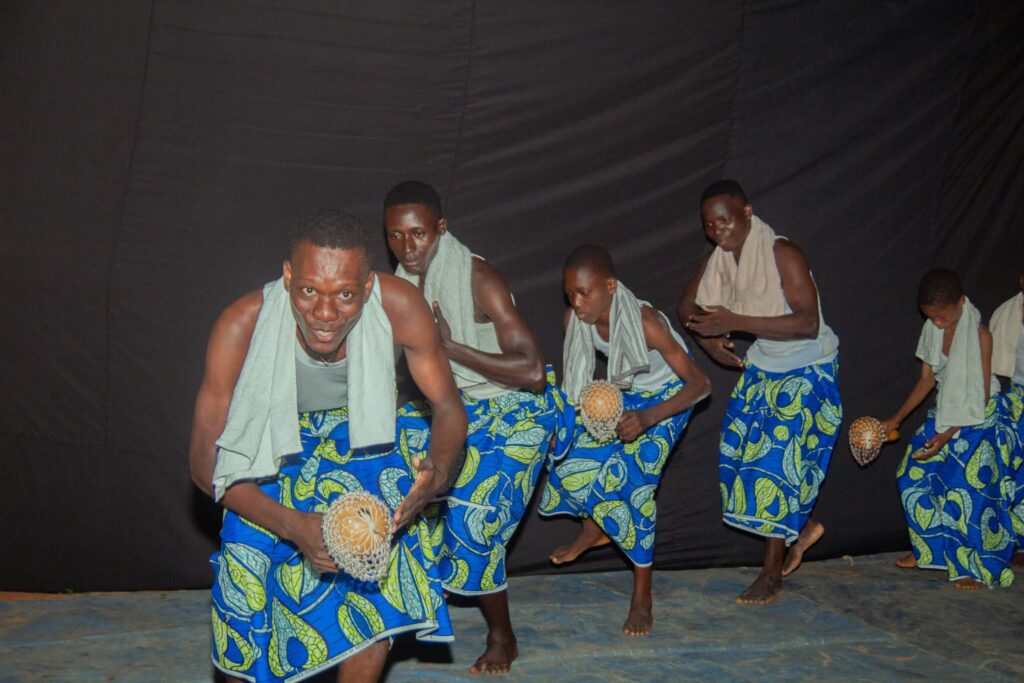 'La Nostalgie'' avec l'Association Wa NyiLo. Bignon ACAKPO et ses collègues